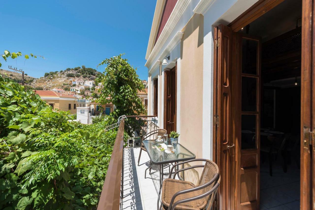 The Old Symi Daire Dış mekan fotoğraf